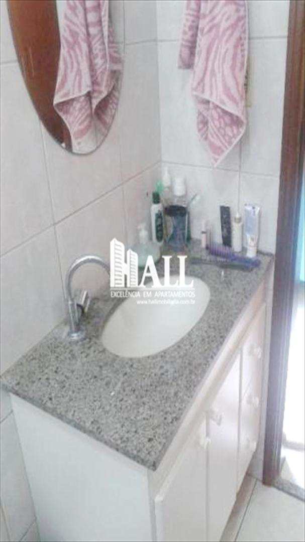 Apartamento à venda com 2 quartos, 64m² - Foto 19