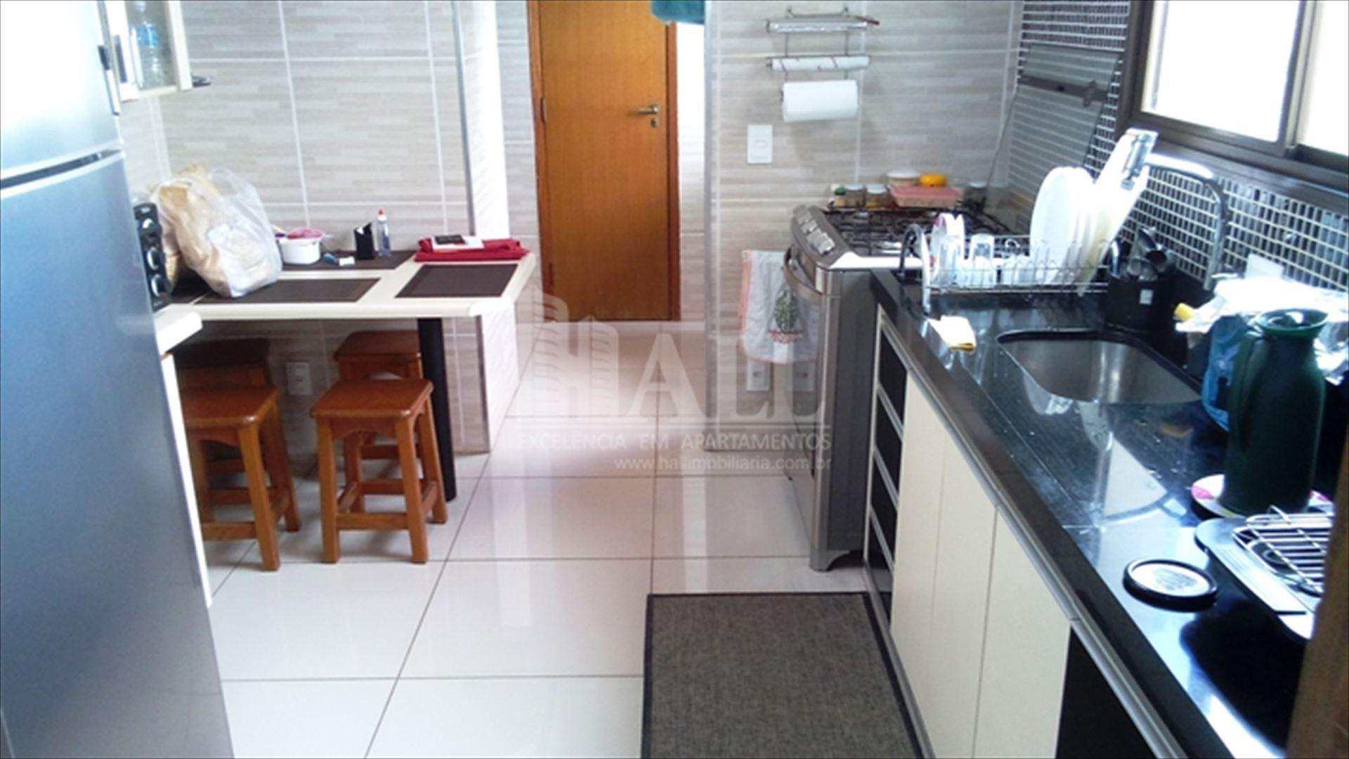 Apartamento à venda com 3 quartos, 110m² - Foto 7