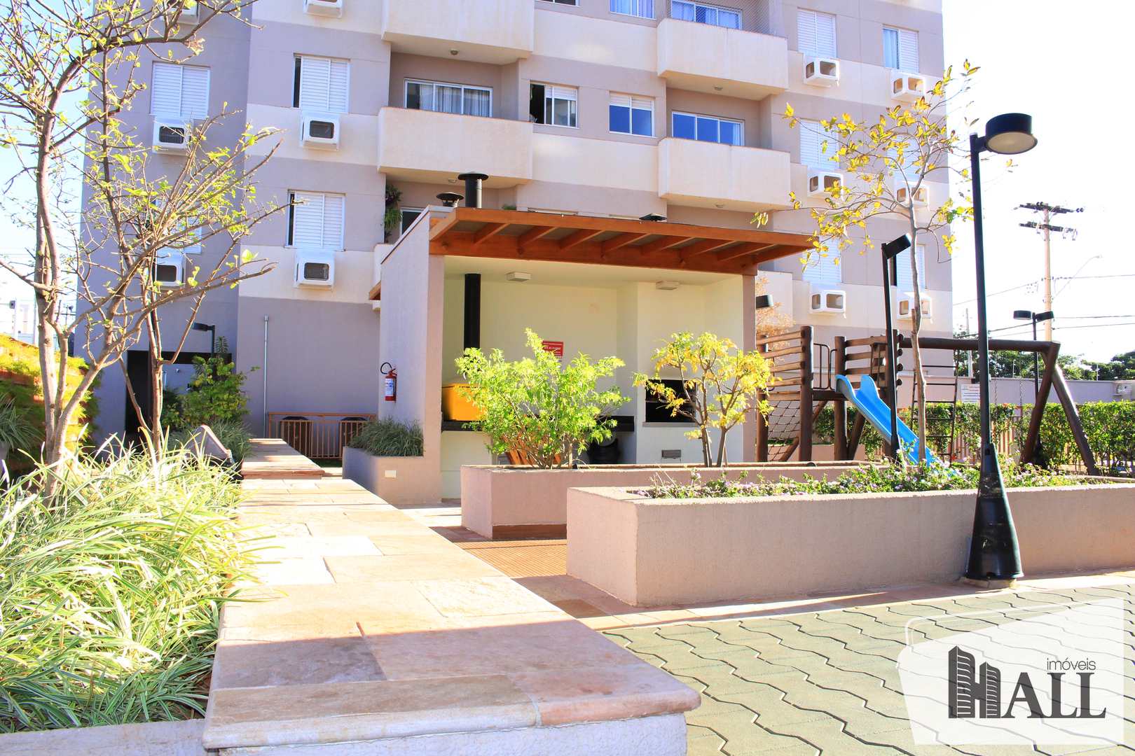 Apartamento à venda com 2 quartos, 99m² - Foto 3