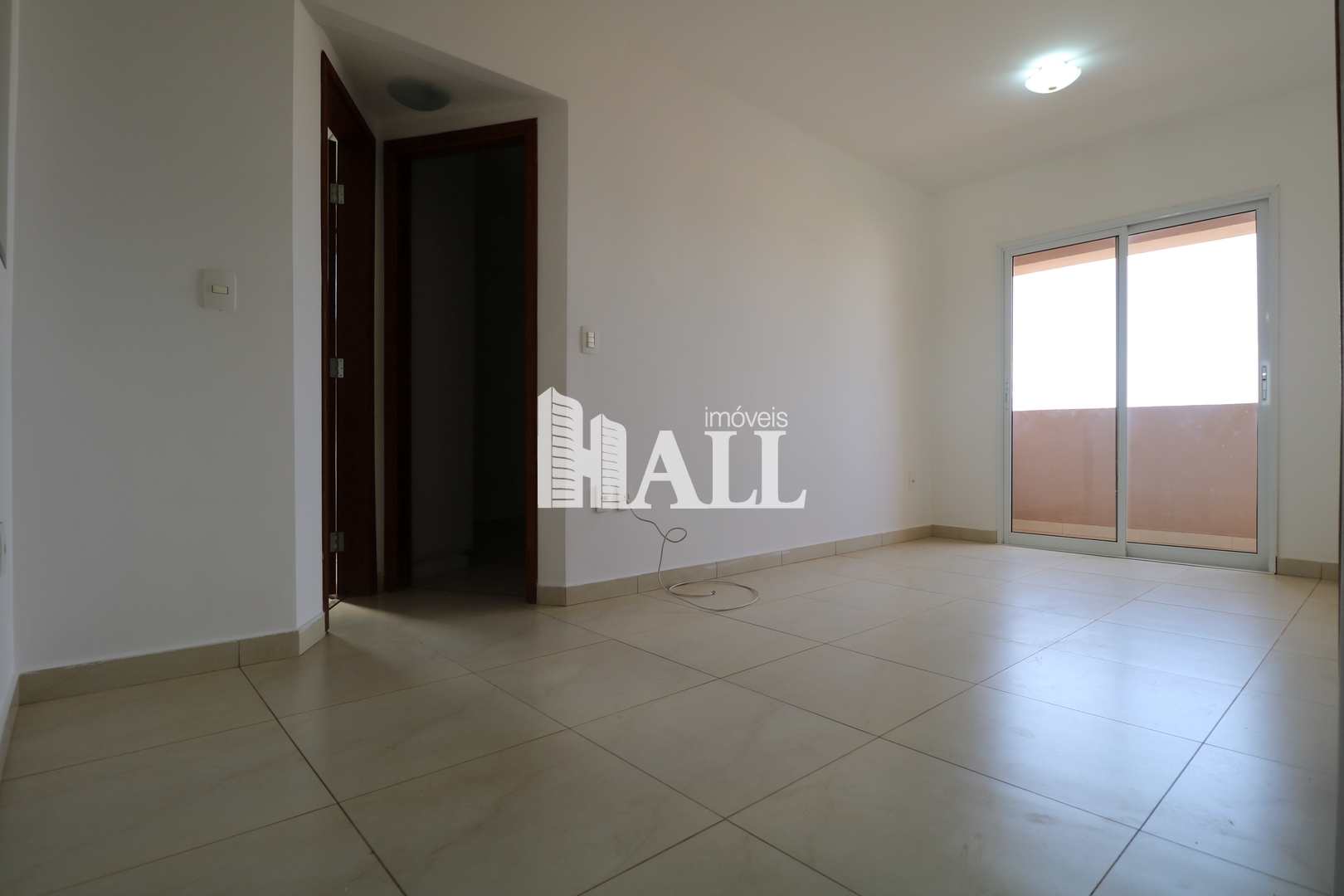 Apartamento à venda com 1 quarto, 49m² - Foto 2