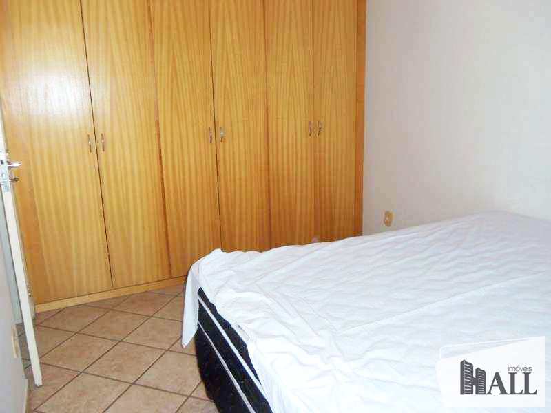 Apartamento à venda com 2 quartos, 64m² - Foto 11