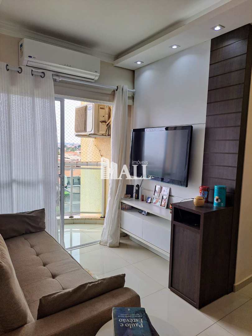 Apartamento à venda com 3 quartos, 78m² - Foto 2