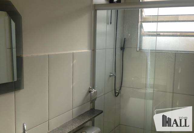 Apartamento à venda com 2 quartos, 68m² - Foto 3