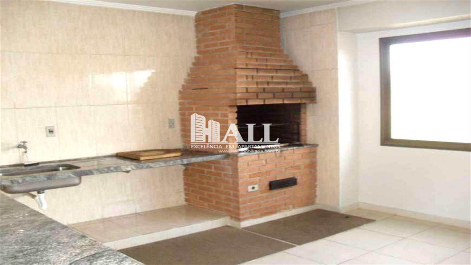 Apartamento à venda com 3 quartos, 98m² - Foto 2