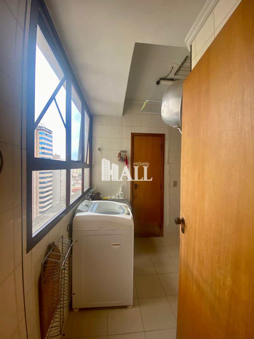 Apartamento à venda com 3 quartos, 137m² - Foto 10