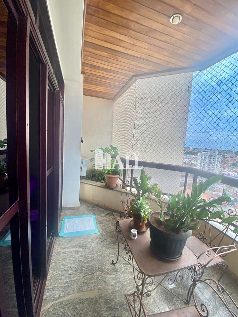 Apartamento à venda com 3 quartos, 137m² - Foto 5