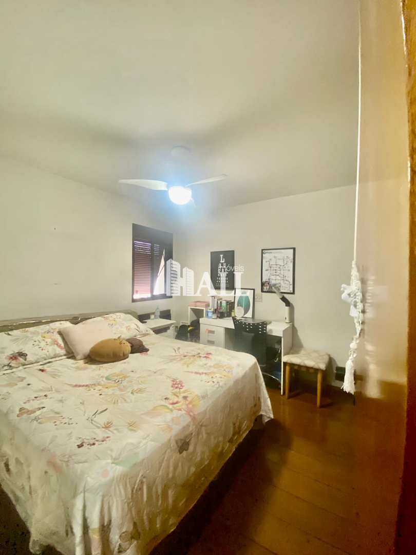 Apartamento à venda com 3 quartos, 137m² - Foto 13