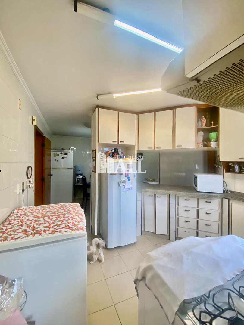 Apartamento à venda com 3 quartos, 137m² - Foto 8