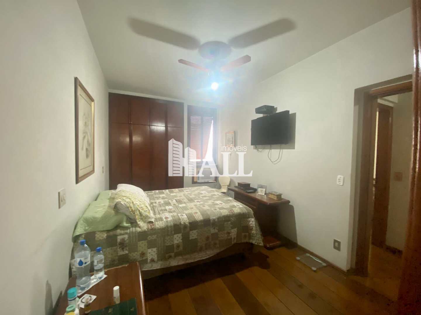 Apartamento à venda com 3 quartos, 137m² - Foto 14