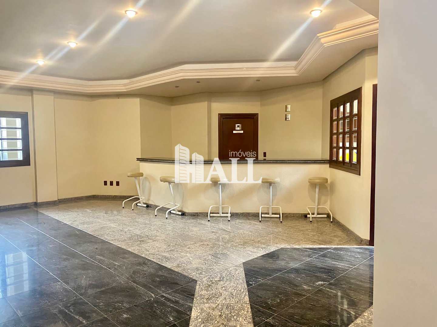 Apartamento à venda com 3 quartos, 137m² - Foto 20