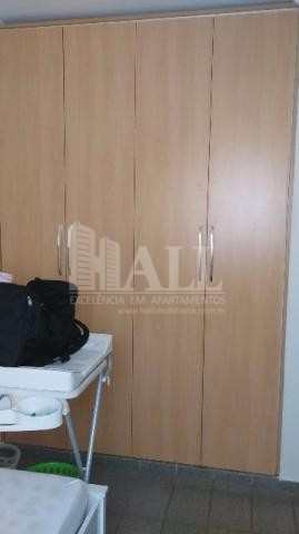 Apartamento à venda com 2 quartos, 75m² - Foto 4