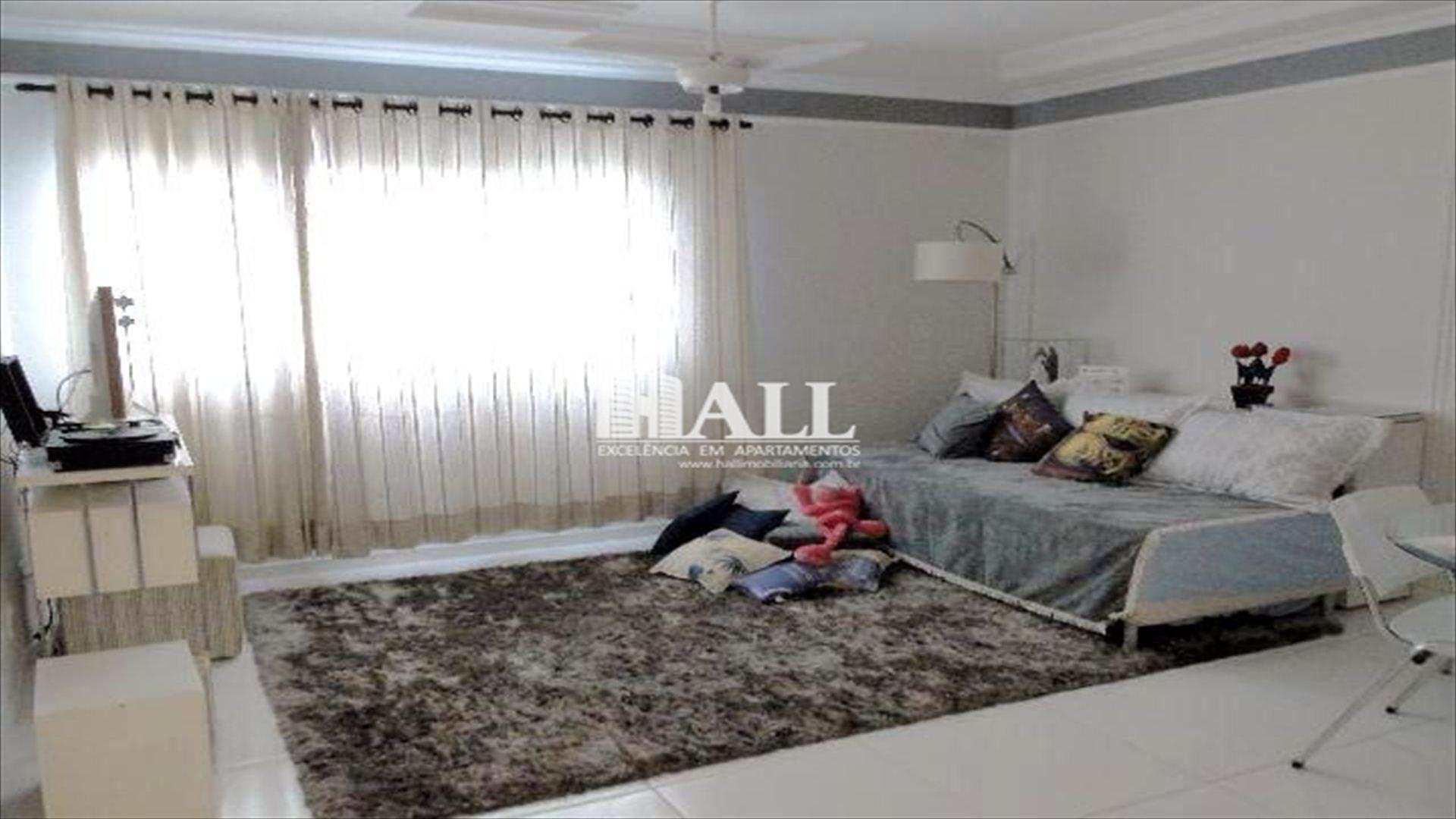 Apartamento à venda com 2 quartos, 69m² - Foto 1