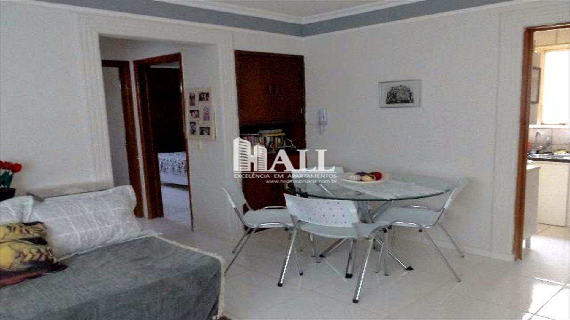 Apartamento à venda com 2 quartos, 69m² - Foto 4