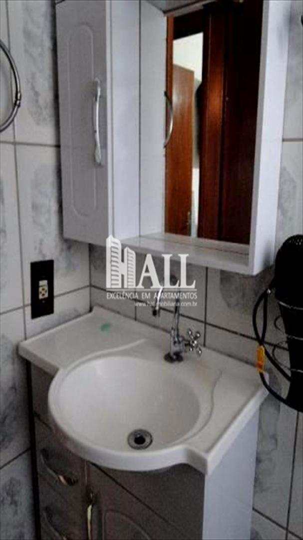 Apartamento à venda com 2 quartos, 69m² - Foto 2