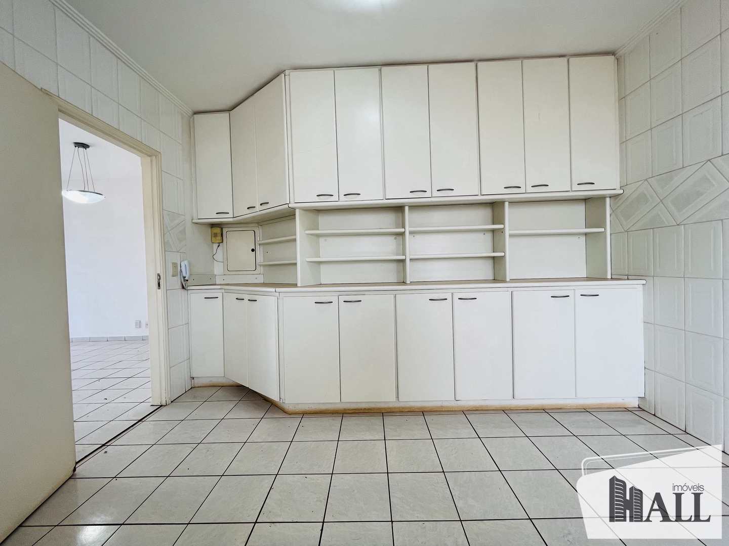 Apartamento à venda com 2 quartos, 80m² - Foto 3