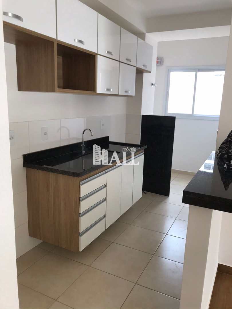 Apartamento à venda com 2 quartos, 72m² - Foto 4