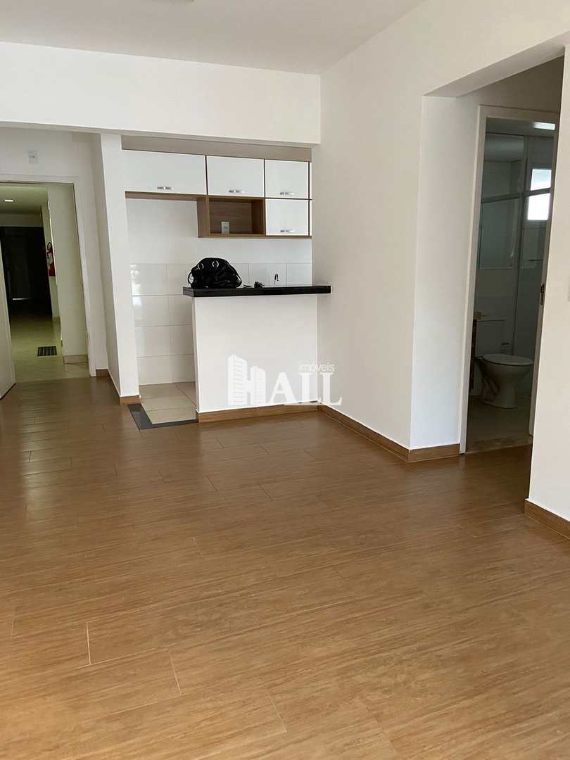 Apartamento à venda com 2 quartos, 72m² - Foto 2