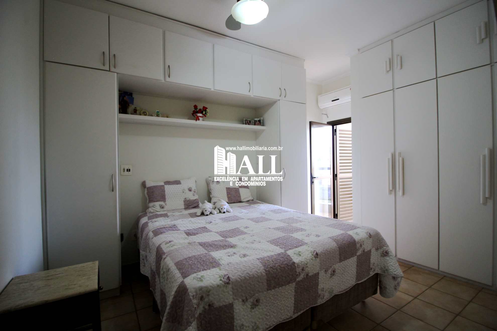 Apartamento à venda com 3 quartos, 156m² - Foto 7