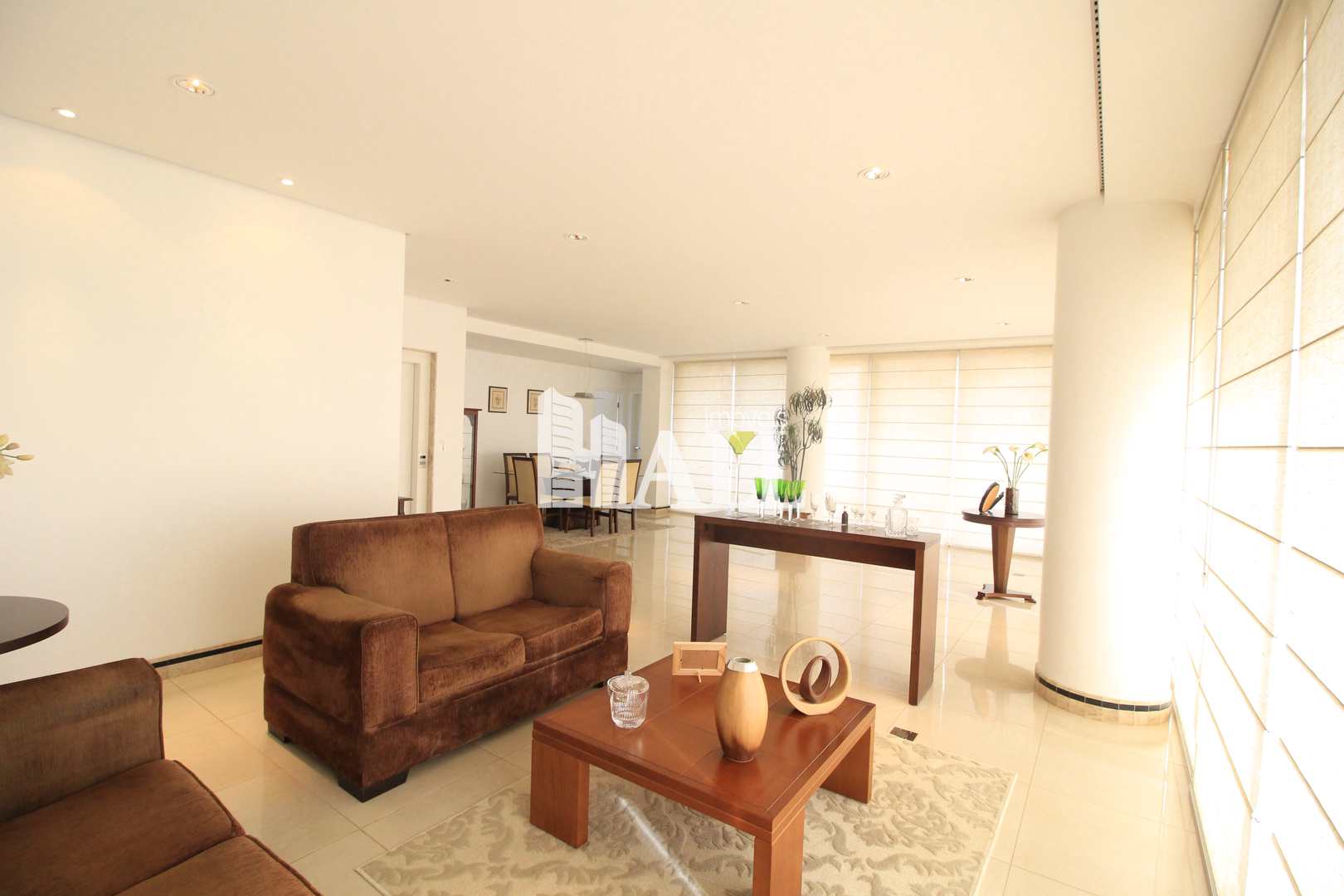 Apartamento, 4 quartos, 330 m² - Foto 1