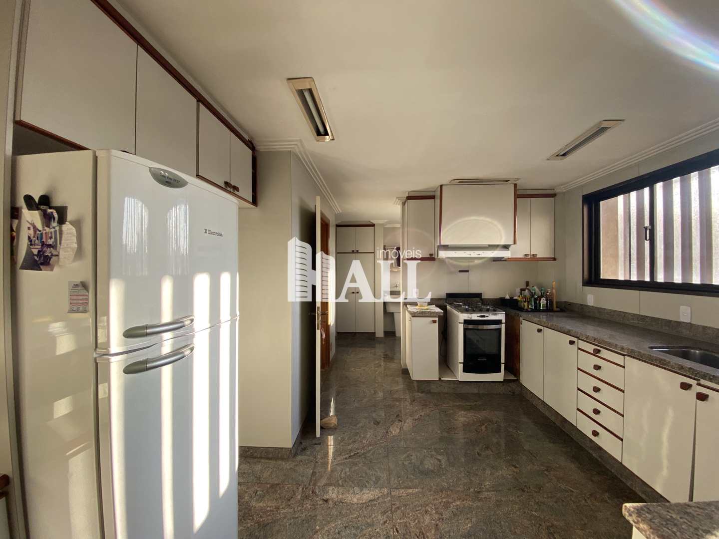 Apartamento à venda com 4 quartos, 350m² - Foto 9