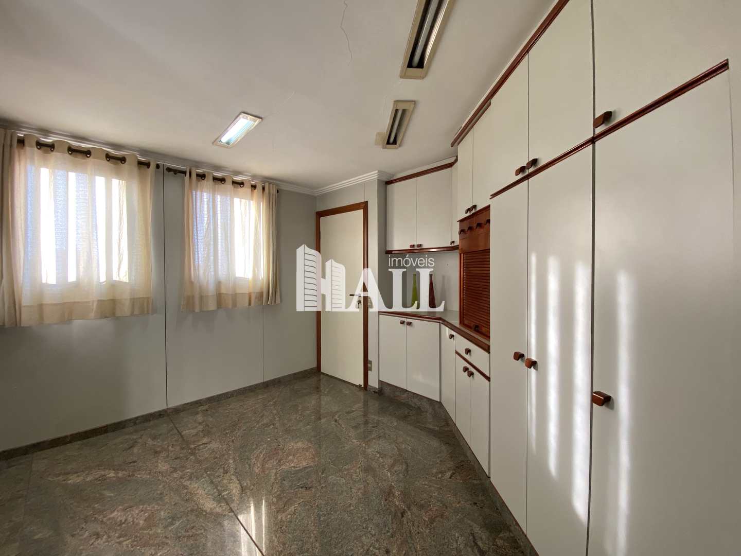 Apartamento à venda com 4 quartos, 350m² - Foto 8