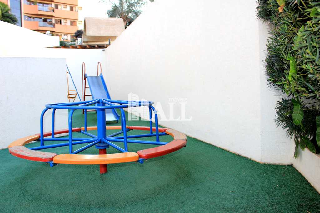 Apartamento à venda com 3 quartos, 138m² - Foto 8