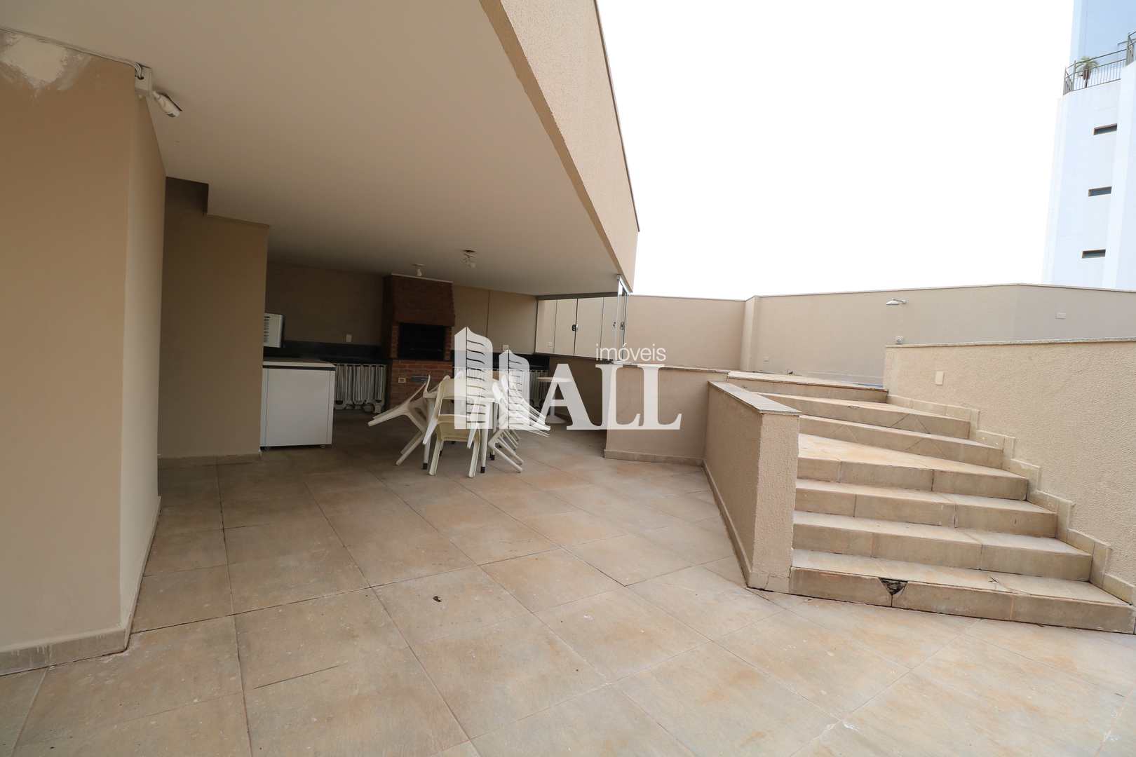 Apartamento à venda com 3 quartos, 148m² - Foto 4