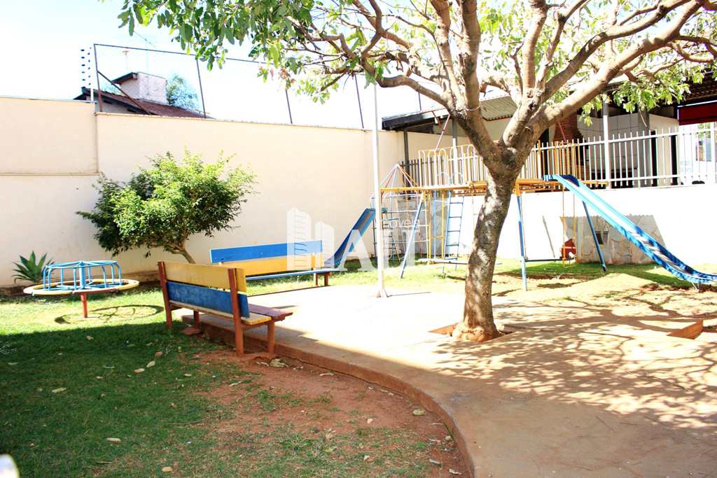 Apartamento à venda com 3 quartos, 90m² - Foto 12
