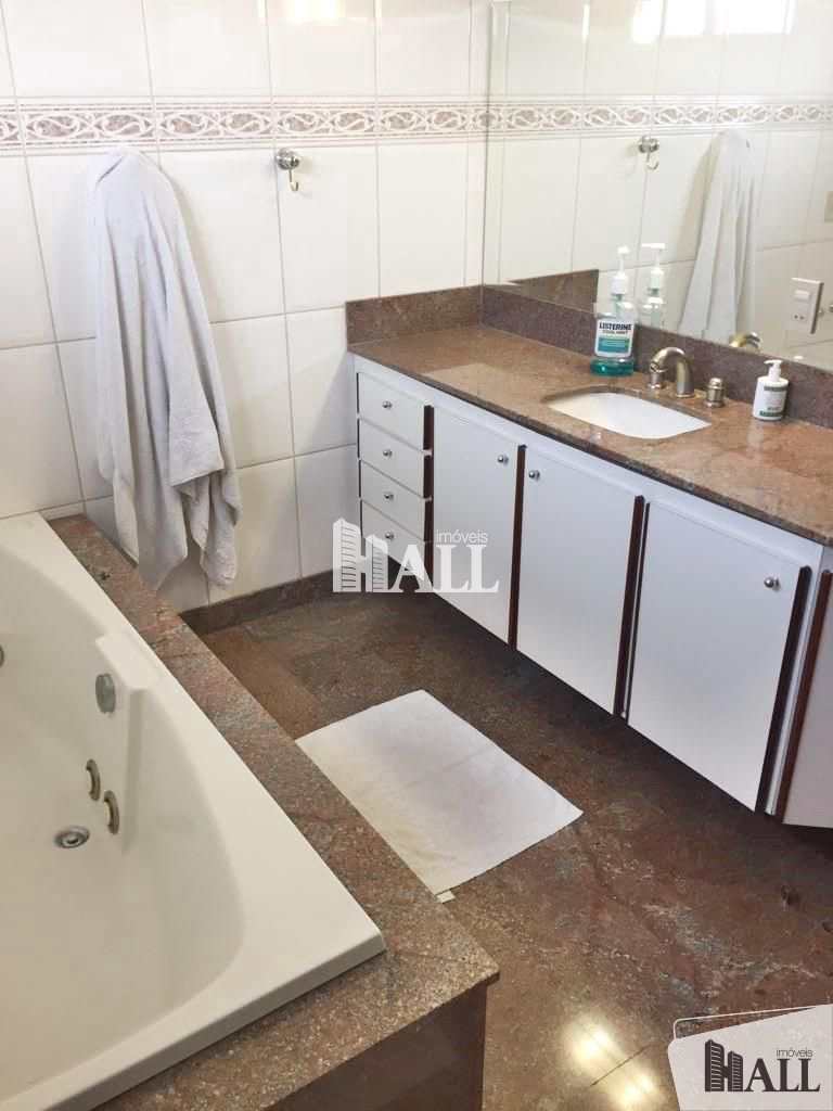 Apartamento à venda com 3 quartos, 180m² - Foto 5