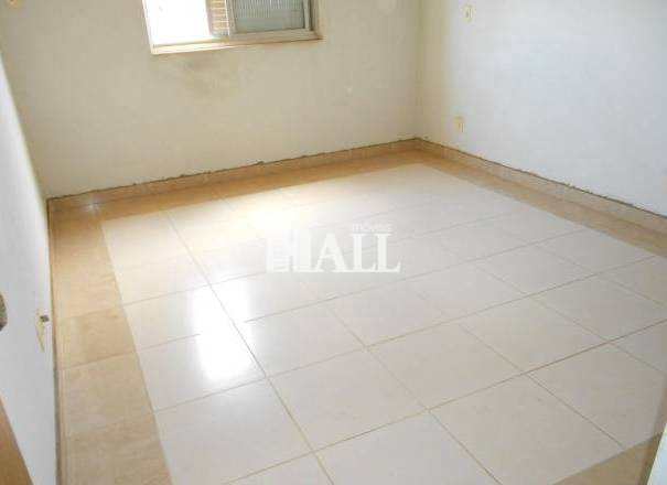 Apartamento à venda com 4 quartos, 300m² - Foto 2