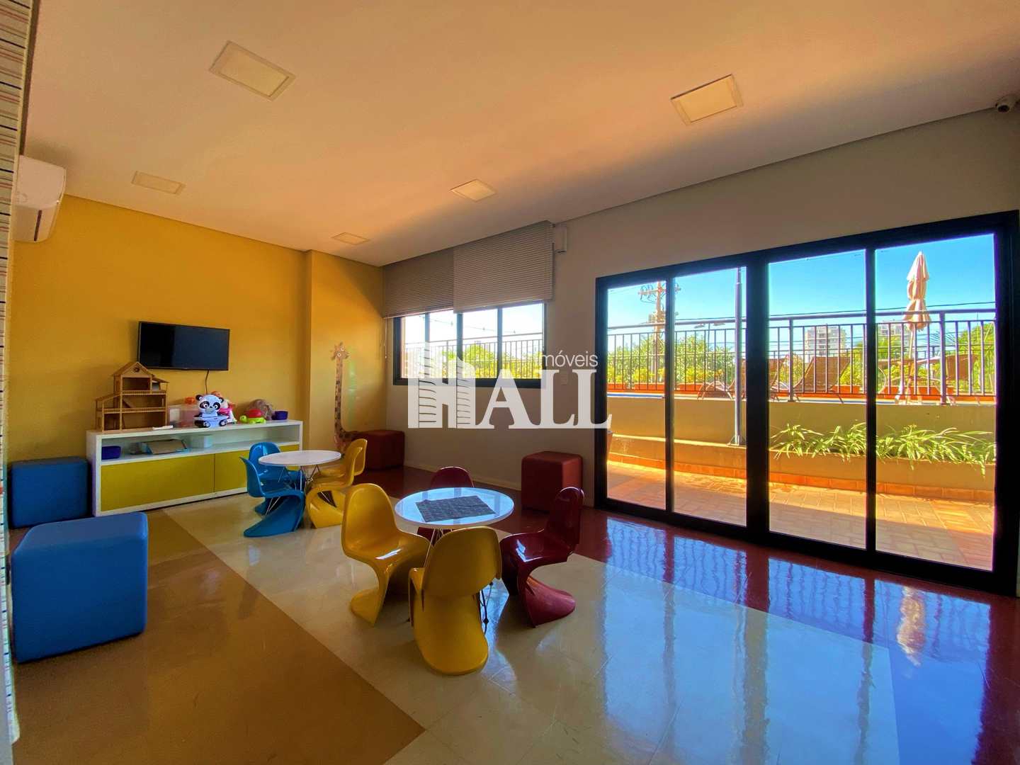 Apartamento à venda com 2 quartos, 147m² - Foto 4