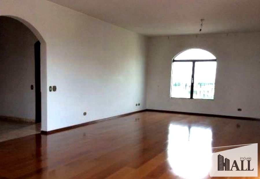 Apartamento à venda com 4 quartos, 300m² - Foto 1