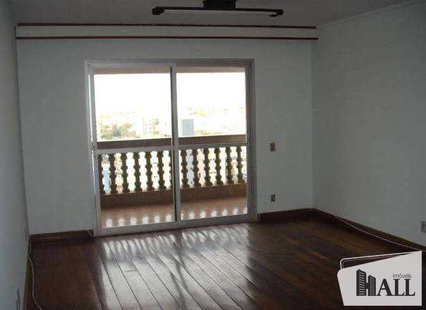 Apartamento à venda com 3 quartos, 164m² - Foto 1