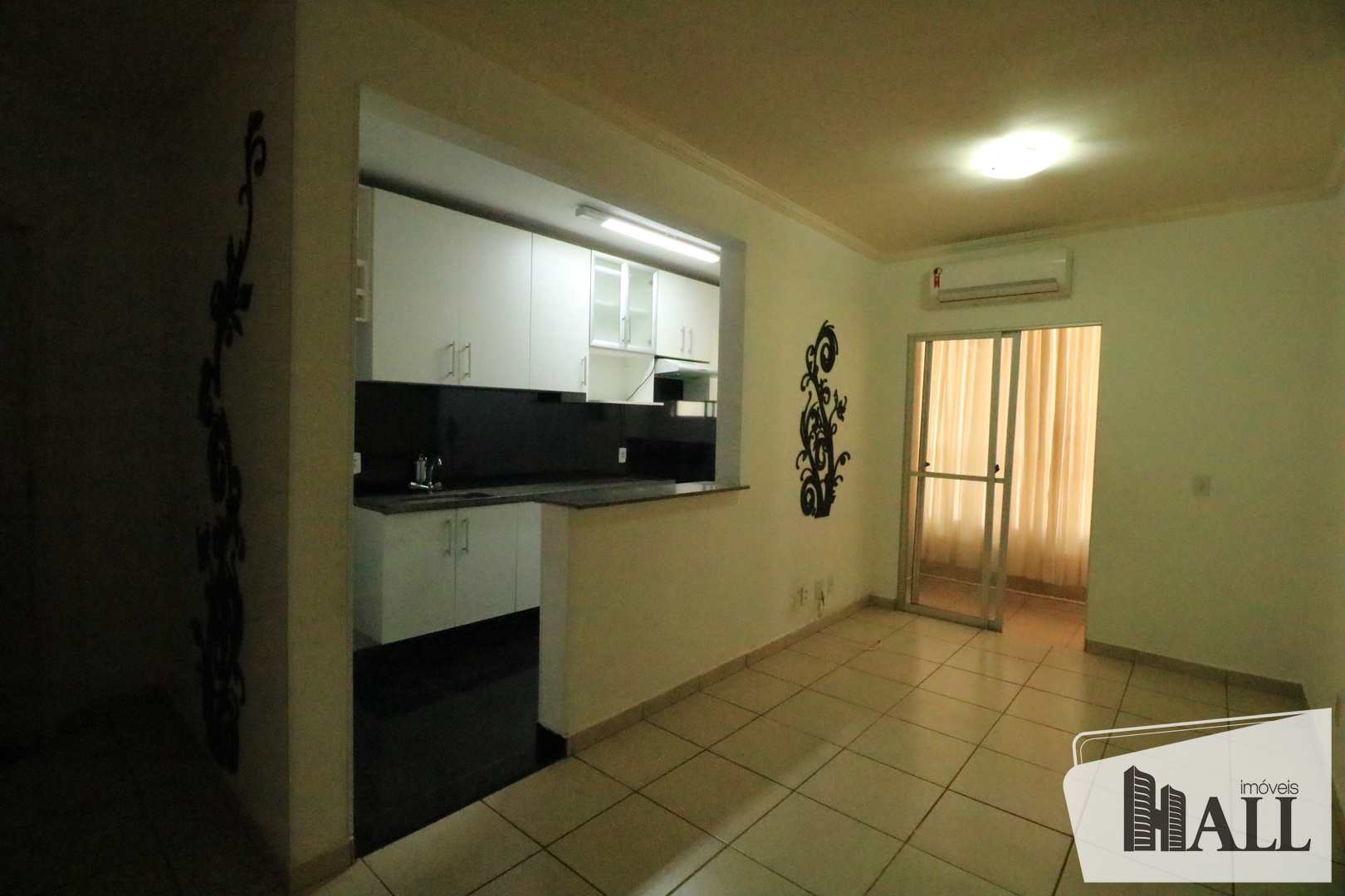 Apartamento à venda com 3 quartos, 68m² - Foto 1