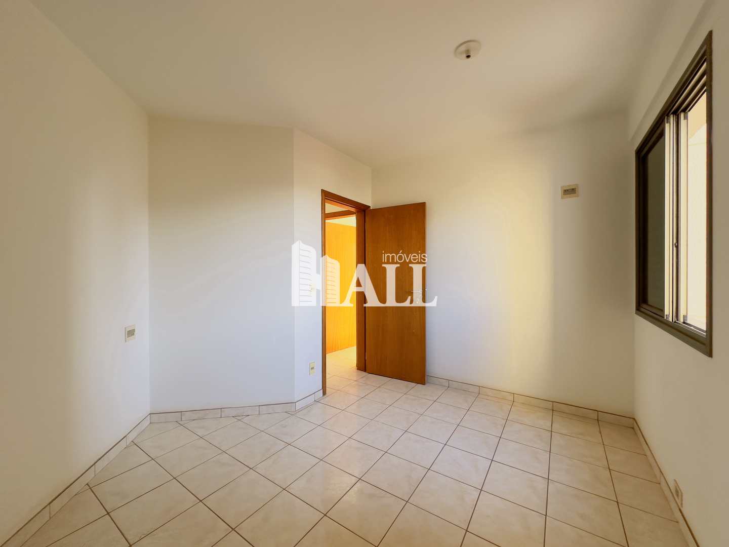 Apartamento à venda com 3 quartos, 140m² - Foto 17