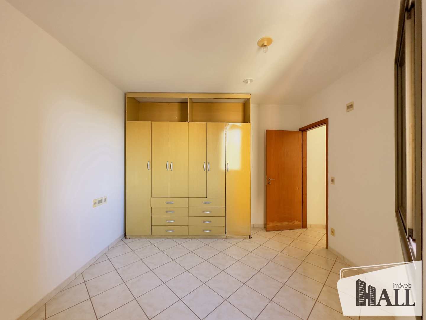 Apartamento à venda com 3 quartos, 142m² - Foto 10