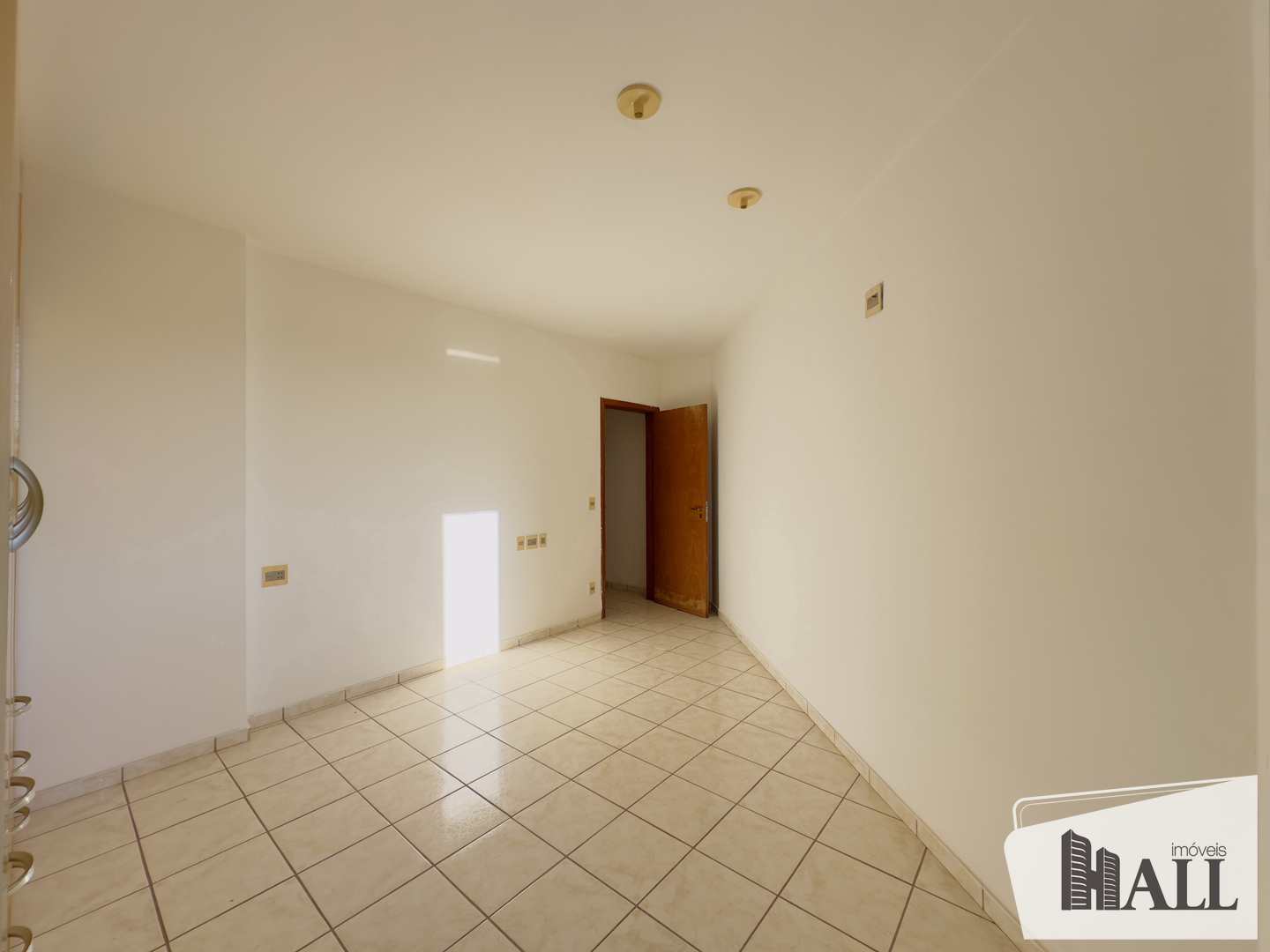 Apartamento à venda com 3 quartos, 142m² - Foto 15