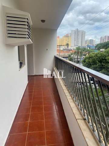 Apartamento à venda com 4 quartos, 168m² - Foto 2