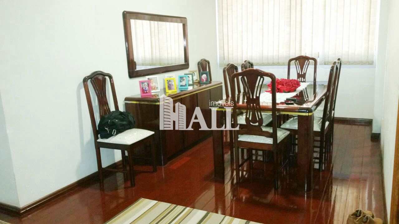 Apartamento à venda com 3 quartos, 133m² - Foto 2