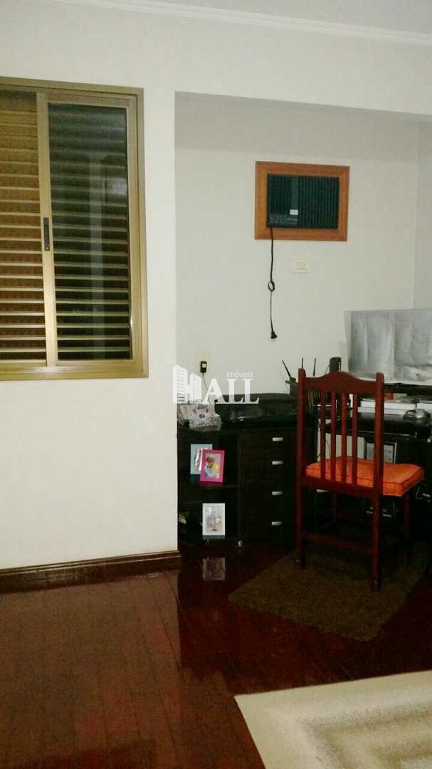 Apartamento à venda com 3 quartos, 133m² - Foto 10