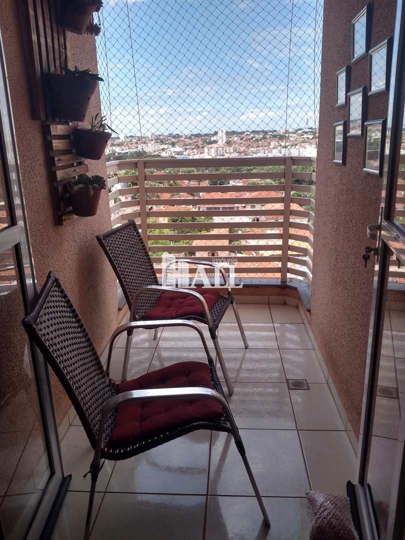 Apartamento à venda com 2 quartos, 84m² - Foto 2