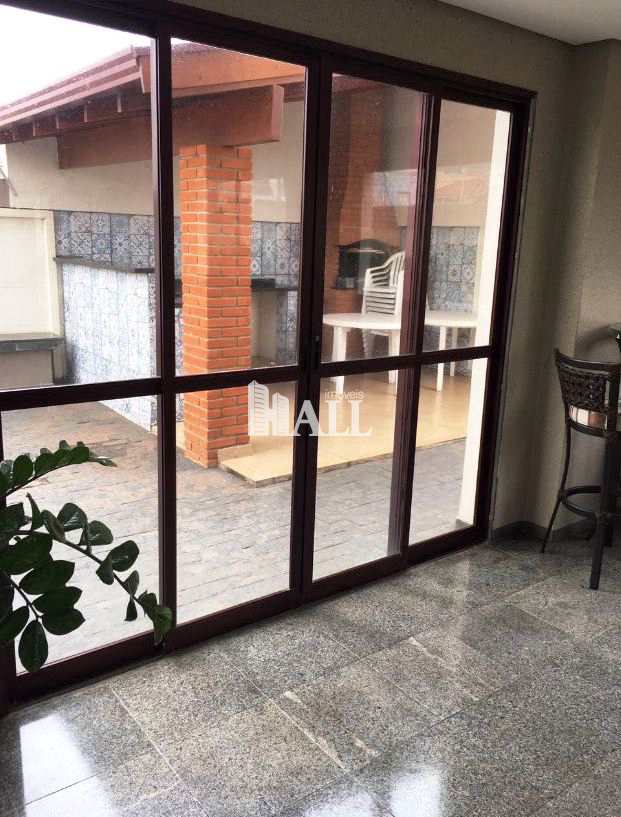 Apartamento à venda com 3 quartos, 117m² - Foto 3