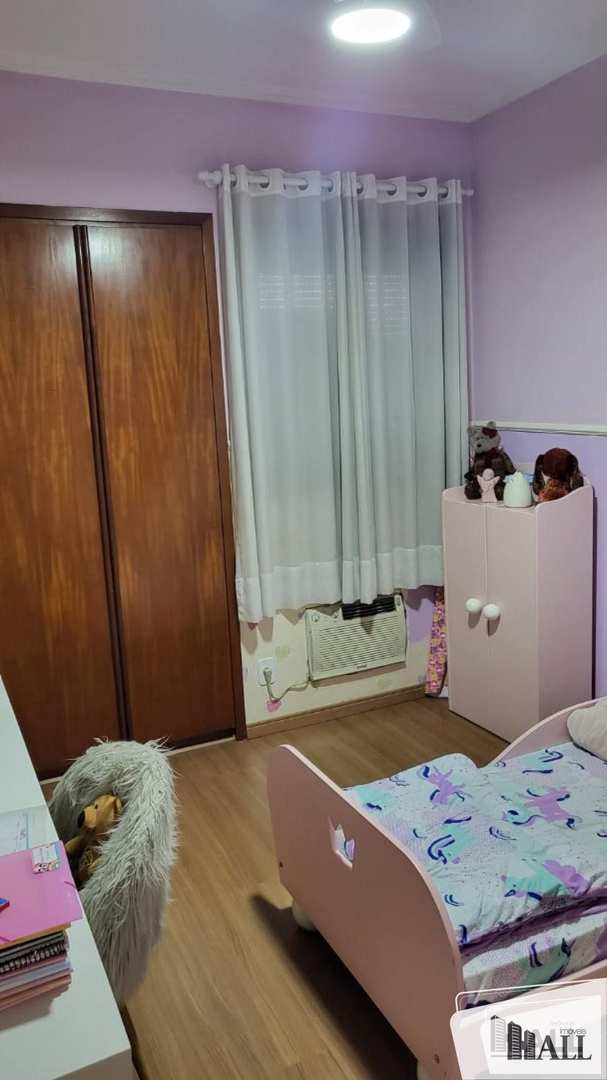 Apartamento à venda com 3 quartos, 120m² - Foto 1