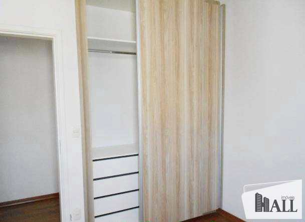 Apartamento à venda com 3 quartos, 100m² - Foto 2