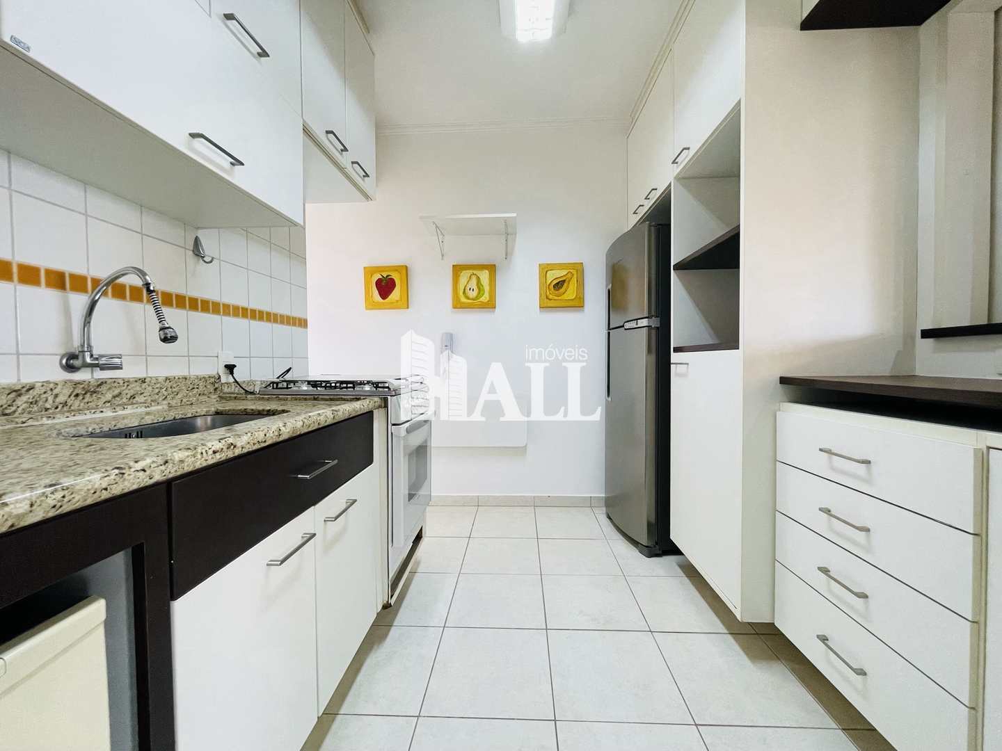 Apartamento à venda com 2 quartos, 77m² - Foto 5