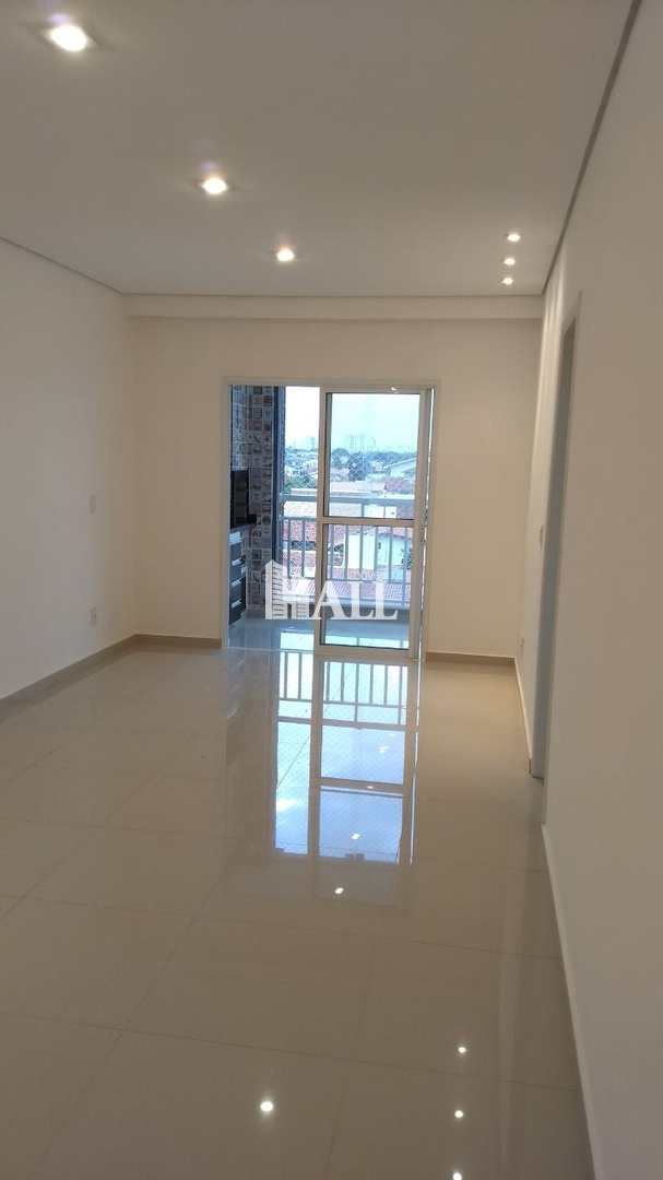 Apartamento à venda com 3 quartos, 92m² - Foto 1