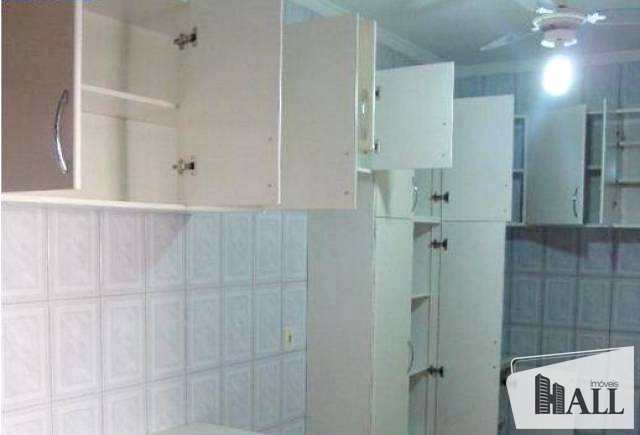 Apartamento à venda com 3 quartos, 138m² - Foto 3