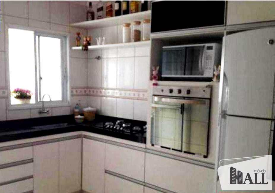 Apartamento à venda com 3 quartos, 98m² - Foto 3