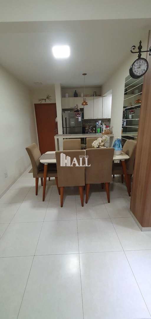 Apartamento à venda com 2 quartos, 69m² - Foto 1