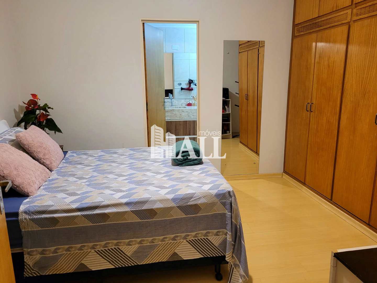 Apartamento à venda com 3 quartos, 105m² - Foto 5